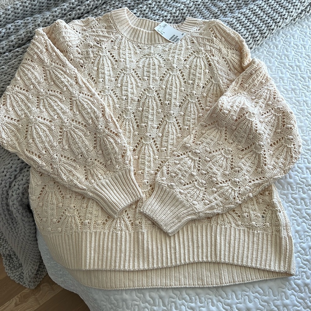 H&M sweater